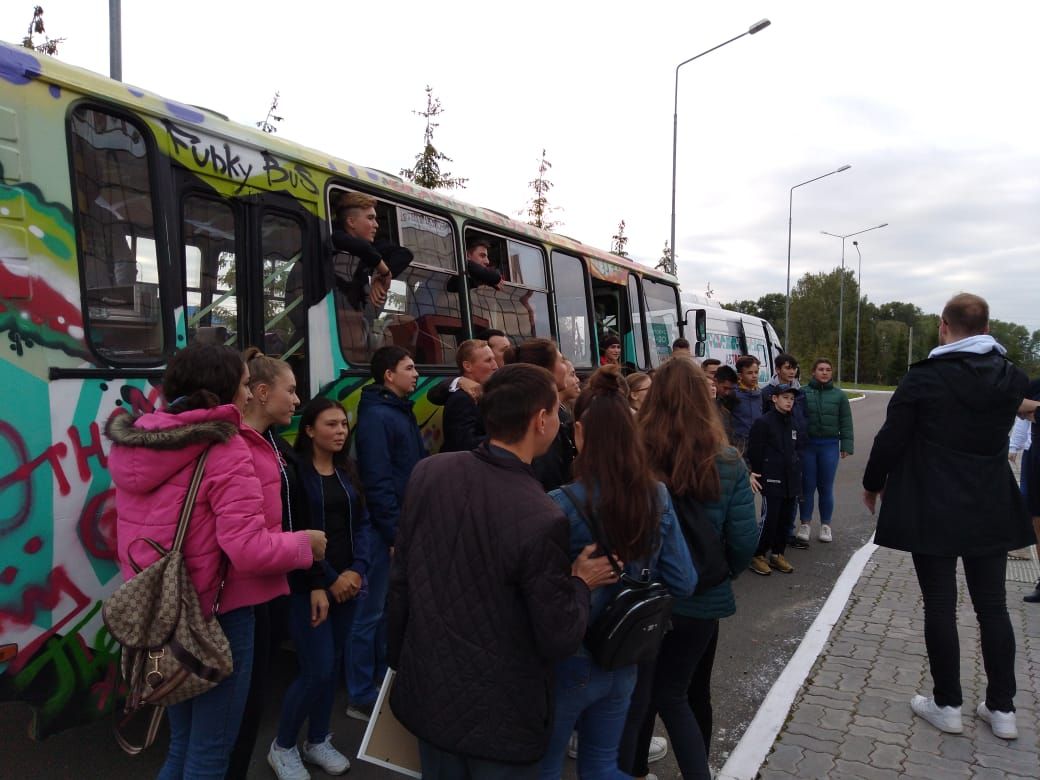 "Автобус  14 - 30"   - Әтнәдә! - фоторепортаж