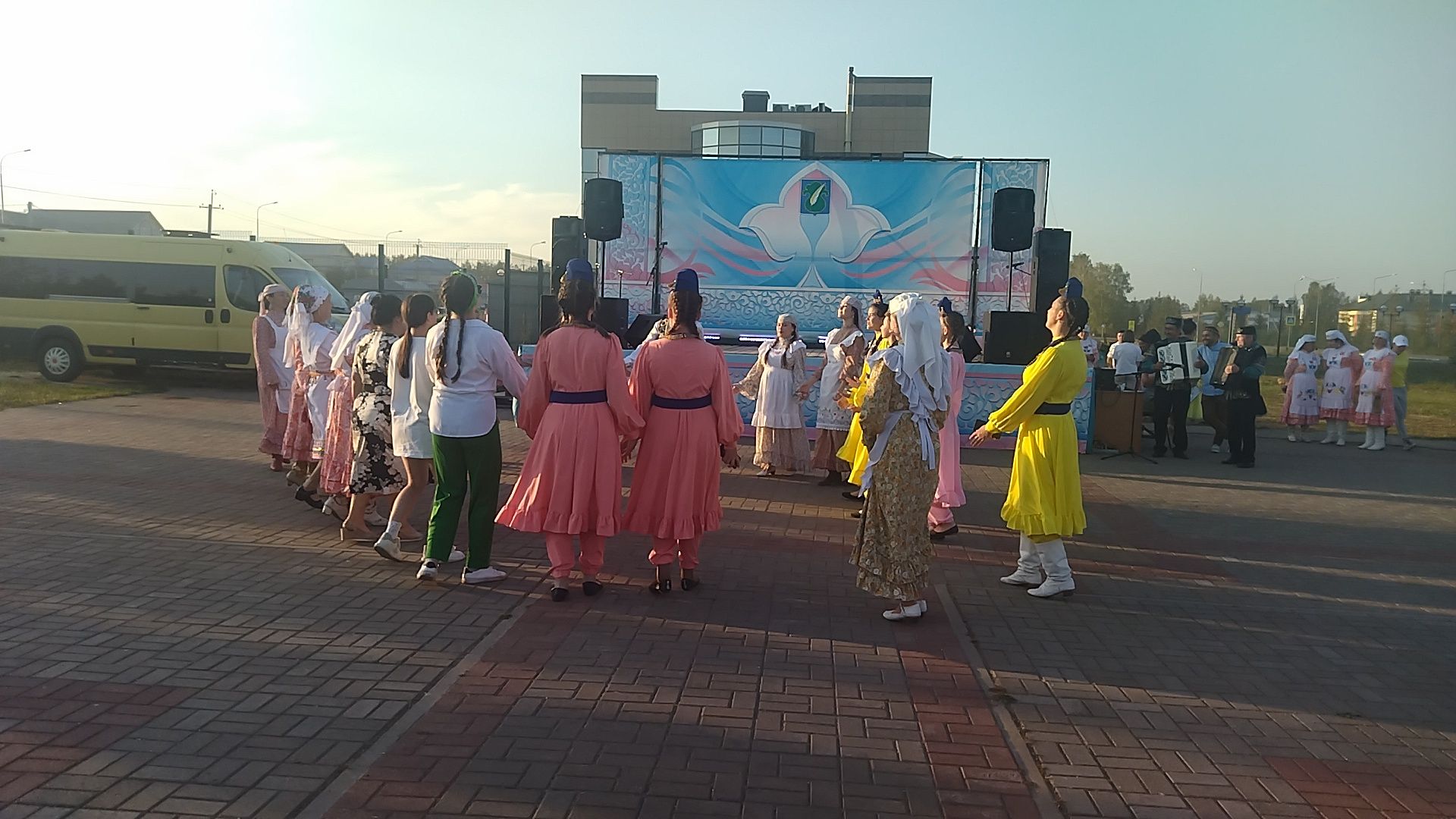 Әтнәдә «ӘтнәТуй» фольклор - этник фестиваль узды