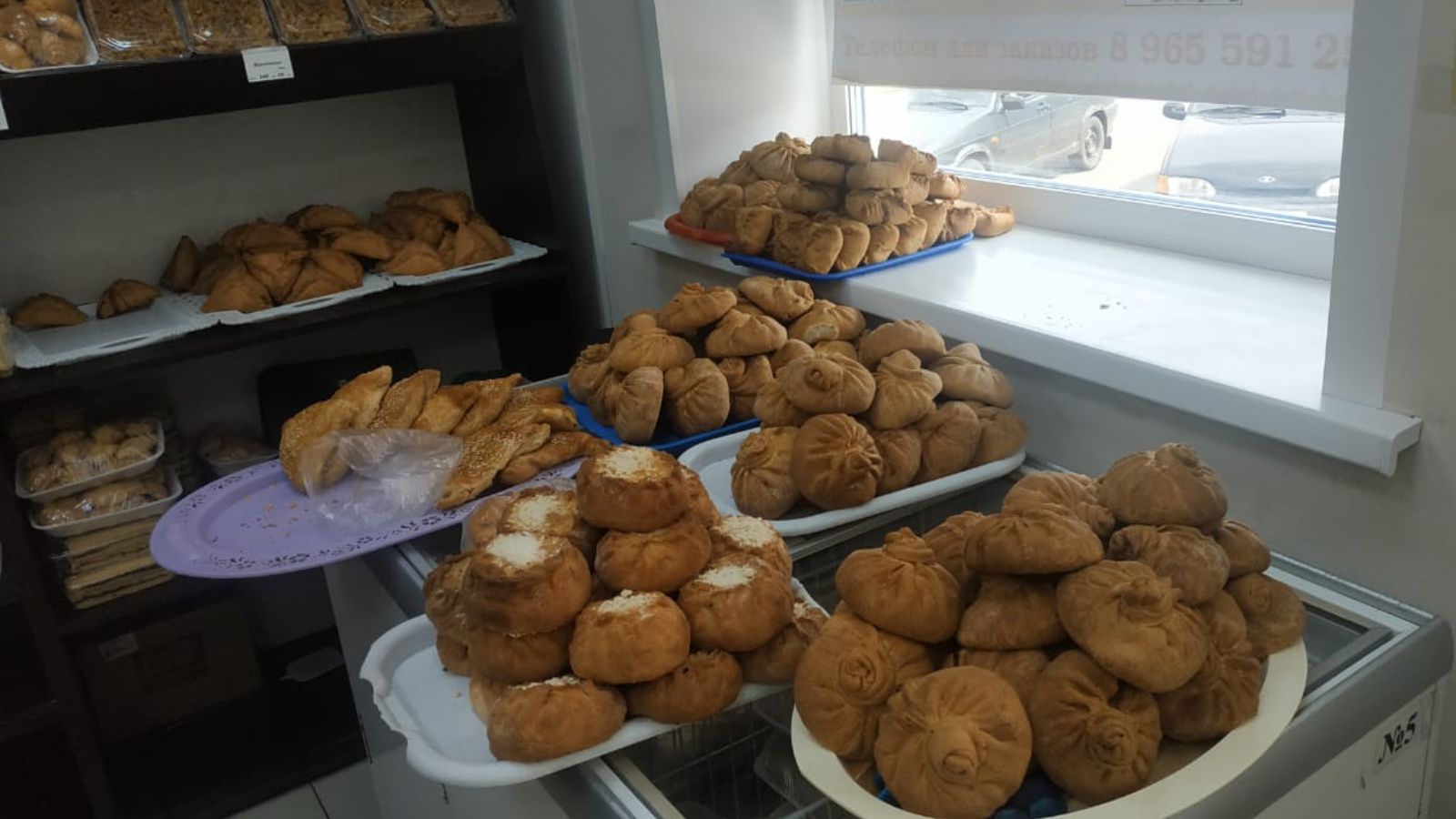 «Затлы» сәүдә үзәгендә җитештерүчеләр продукциясе күргәзмә-презентациясе узды