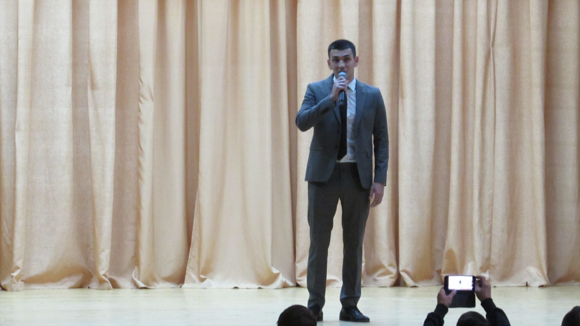 Әтнә сандугачы бәйгесе башланып китте