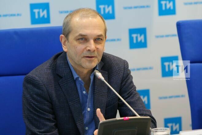 Фәрит Бикчәнтәев ГИТИСта актерлык-режиссерлык курсы җыя