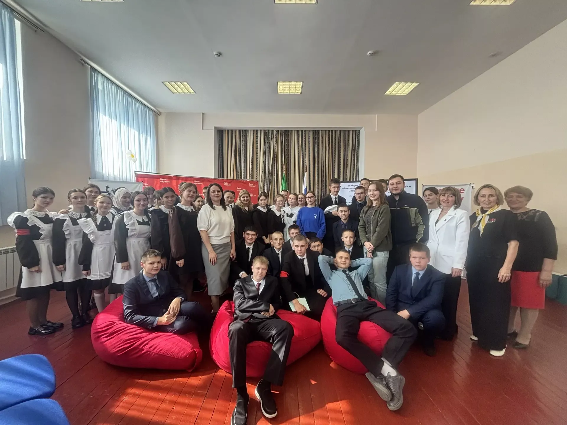 Әтнә яшьләре киләчәкләрен үз кулларына ала