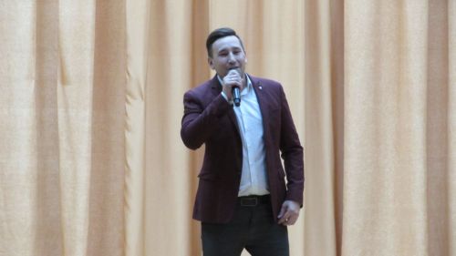 Әтнә сандугачы бәйгесе башланып китте