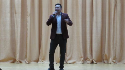 Әтнә сандугачы бәйгесе башланып китте