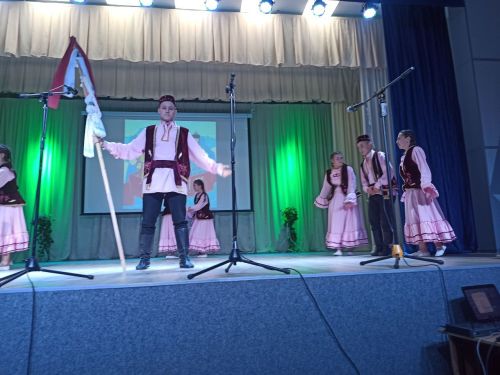 Халыклар күп – Туган ил бер