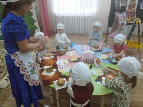 «Пешекче - кондитер» һөнәр белән таныштылар