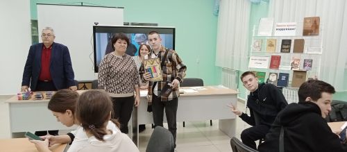 Коррупцияга - юк! Бергә без көчле» темасына брейн-ринг узды
