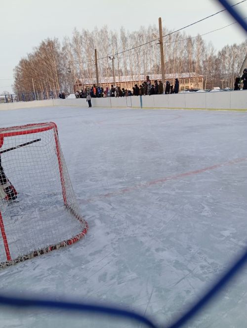 Чын ир-егет хоккей уйный...