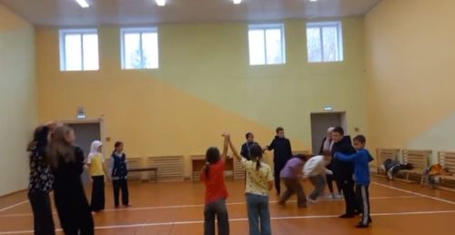 Кышлау мәдәният йортында китапханә белән берлектә балалар белән «Сөмбелә» бәйрәме  узды