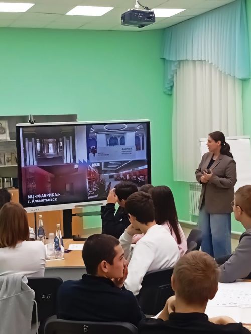 Әтнәдә Яшьләр үзәге: “Киләчәк”нең “Ялкын”лы “Заман”ы