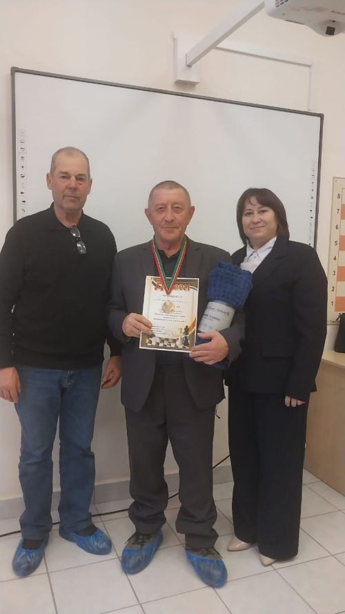 «Өлкәннәр көне» декадасы уңаеннан  «Ашыт» мәдәният-спорт комплексында шахмат ярышы узды