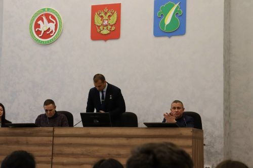 Әтнәдә эшлекле сәфәр кысаларында Россия Герое Рәсим Рәшит улы Баксиков булды