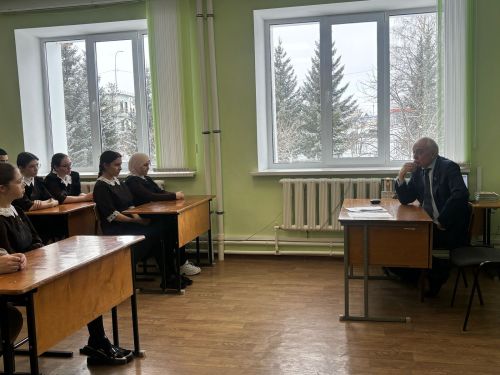 Олы Әтнә урта мәктәбендә «Парламент дәресләре» узды