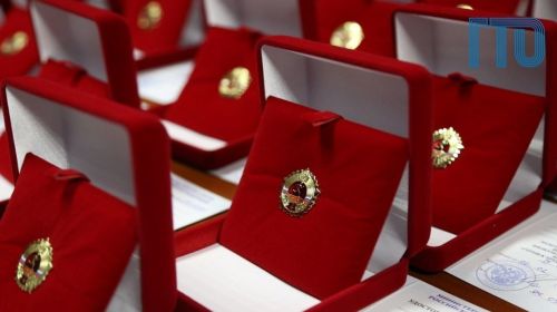 Россия спорт министры Михаил Дегтярев ВФСК ГТО алтын билгесе белән бүләкләү турында  боерыкка кул куйды