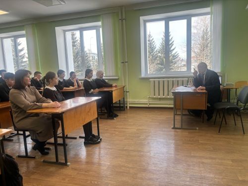 Олы Әтнә урта мәктәбендә «Парламент дәресләре» узды