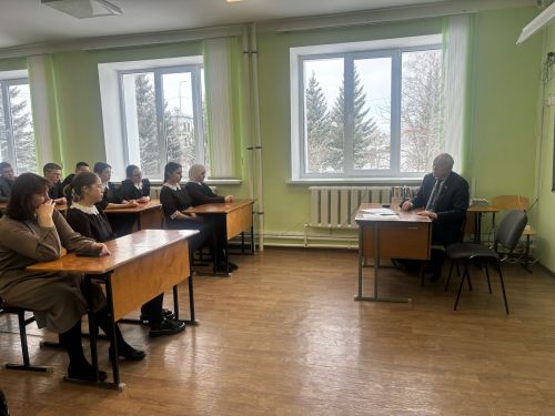 Олы Әтнә урта мәктәбендә «Парламент дәресләре» узды