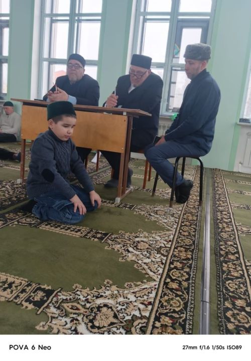 Олы Әтнә үзәк мәчетендә намаз уку бәйгесе узды