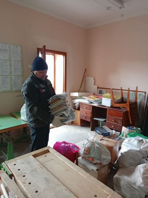 Бәрәзә мәктәбендә макулатура җыйдылар