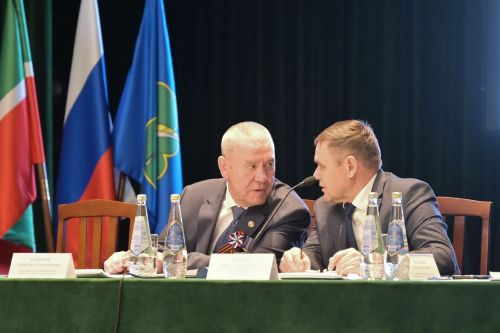 Әтнә районының тулы бер эпохасы китә...