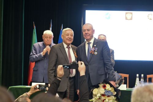 Әтнә районының тулы бер эпохасы китә...