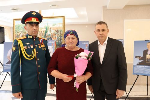 Әтнәдә «Герой әтисе» республика күчмә күргәзмәсе ачылды