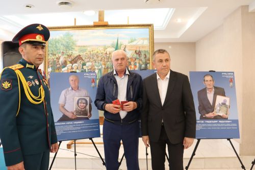 Әтнәдә «Герой әтисе» республика күчмә күргәзмәсе ачылды