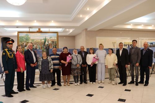 Әтнәдә «Герой әтисе» республика күчмә күргәзмәсе ачылды