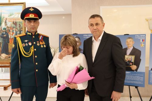 Әтнәдә «Герой әтисе» республика күчмә күргәзмәсе ачылды