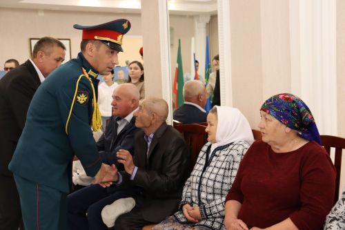 Әтнәдә «Герой әтисе» республика күчмә күргәзмәсе ачылды
