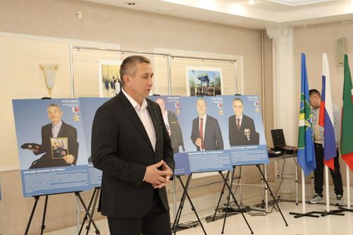 Әтнәдә «Герой әтисе» республика күчмә күргәзмәсе ачылды