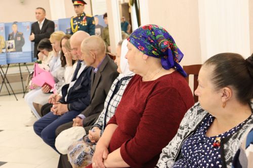 Әтнәдә «Герой әтисе» республика күчмә күргәзмәсе ачылды