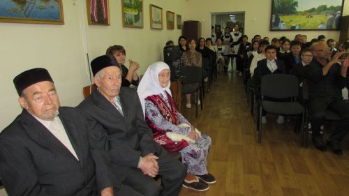 Данлыклы “Искра” колхозын җитәкләгән Фәйзи ага Галиевкә тиздән 100 яшь тулыр иде