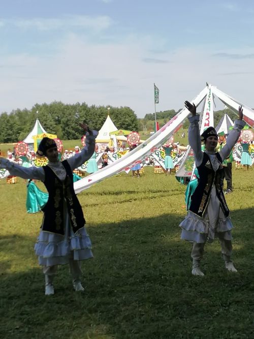 Әтнә сабантуйлары гөрли
