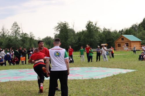 Әтнә районы авылларының Сабантуй батырлары