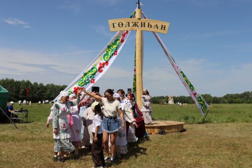 Сабантуйда «Гөлҗиһан мәйданчыгы»