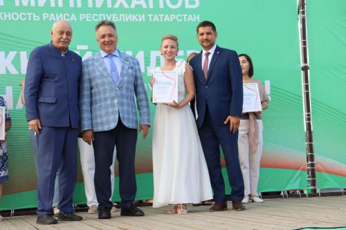 «Безнең ишегалды» игелекле күрше проекты кысаларында бәйрәм узды
