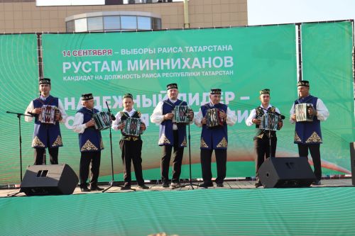 «Безнең ишегалды» игелекле күрше проекты кысаларында бәйрәм узды