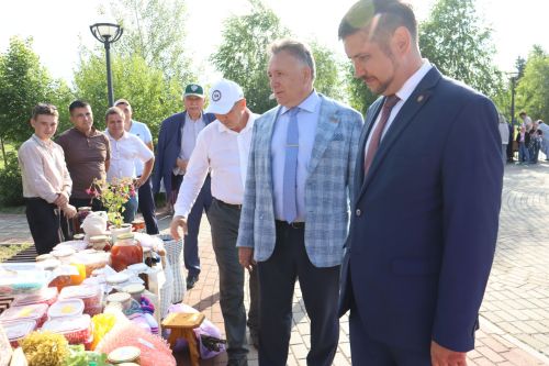 «Безнең ишегалды» игелекле күрше проекты кысаларында бәйрәм узды