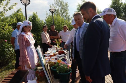 «Безнең ишегалды» игелекле күрше проекты кысаларында бәйрәм узды