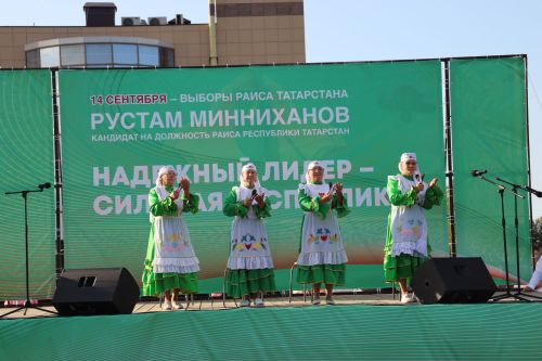«Безнең ишегалды» игелекле күрше проекты кысаларында бәйрәм узды