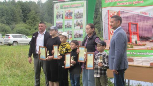 Каенсар урманында Спорт мәктәбенең уку елына  йомгак ясауга багышланган традицион йомгаклау чарасы узды