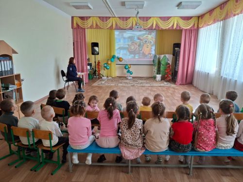 Гражданнар оборонасы айлыгы кысаларында Күәм балалар бакчасында очрашу булды