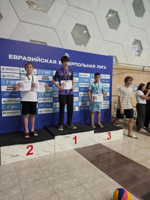 Әтнә районы йөзүчеләре ярышларда югары урыннар алдылар