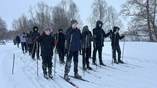 Олы Мәңгәр авылында чаңгы ярышы буенча спорт мәктәбе беренчелеге узды