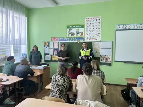 Юл иминлеге хезмәткәрләре мәктәпләргә чыктылар
