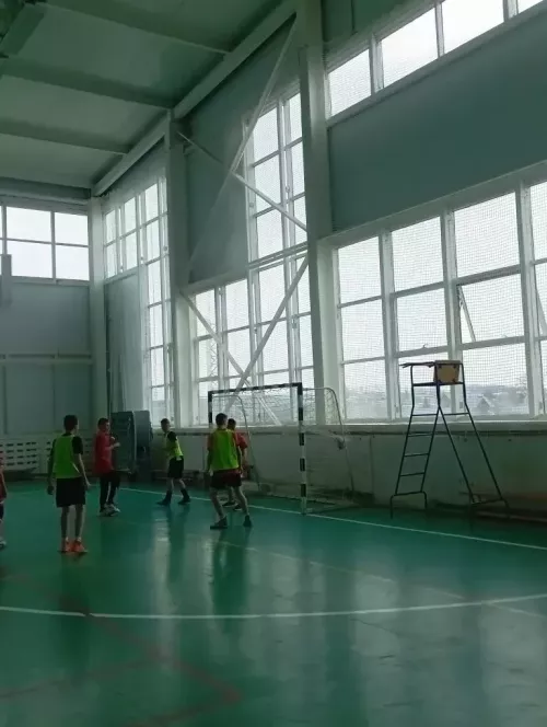 Кызлар да, егетләр дә туп типте