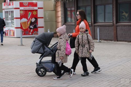 Россиядә өч яшькә кадәрге балалы хатын-кызларны эшкә сынау срогы белән ала алмаячаклар