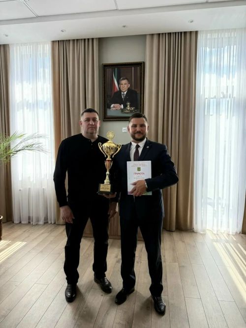 Әтнә егетләре  беренче урынны яулап кубокка ия булдылар