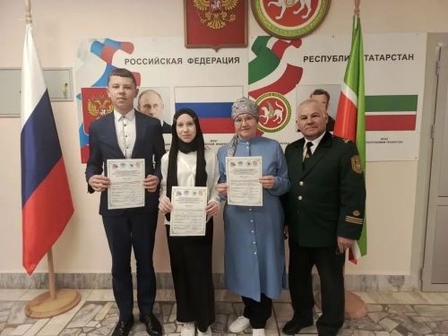 Ш. Мәрҗәни исемендәге Коморгуҗа урта мәктәбендә 3 нче республикакүләм экологик конференция узды