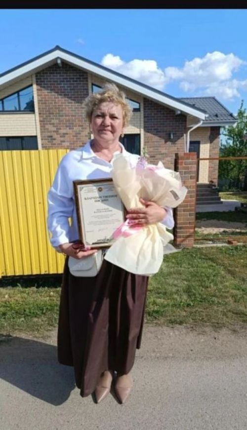 Олы Мәңгәр авылы җирлеге башлыгы «Рәхмәт хаты» белән бүләкләнде